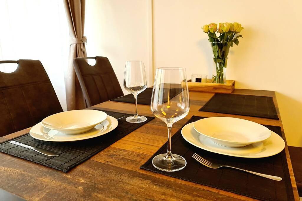 Rivulet 2 bedroom Apartment Baden-Baden Buitenkant foto